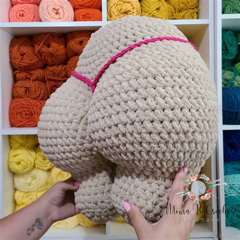 Watch a how to video on this project. . Booty pillow crochet pattern